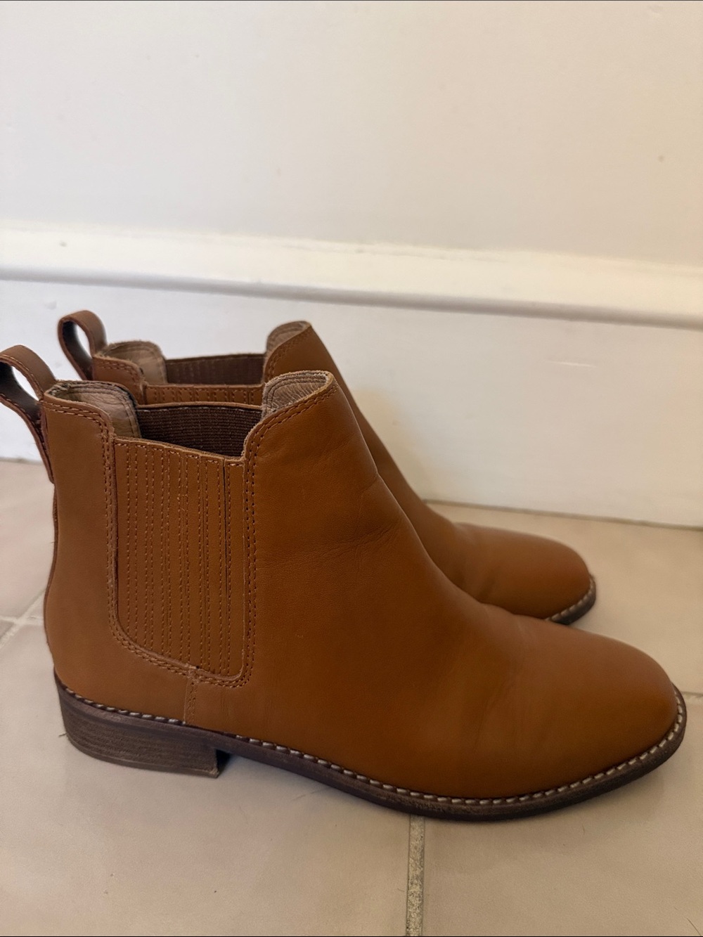 Madewell Classic Tan Chelsea Ankle Boots
